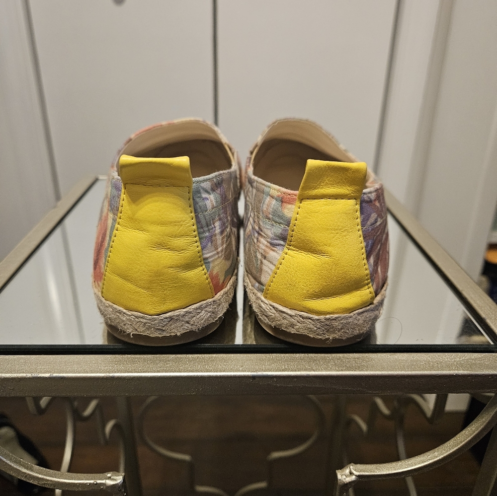 Anne Klien iFLEX, Vibrant Floral Slip-On Sneakers, size 8.5M - Picture 4 of 7